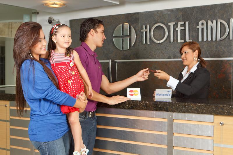 Hotel Andino بوكارامانغا المظهر الخارجي الصورة